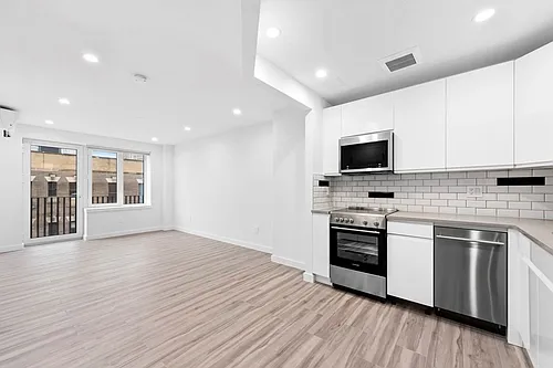 152 W 140th St #7E Photo 1