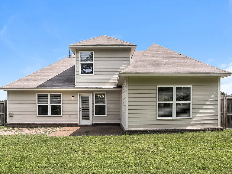 8347 Wild Dune Ln — Photo 17