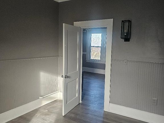 4th image of 170 Buffinton St APT 3