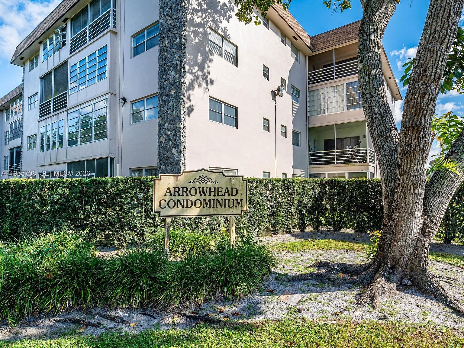8161 SW 24th Ct APT 202