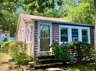 12 Phoenix Rd, Rocky Point, NY 11778