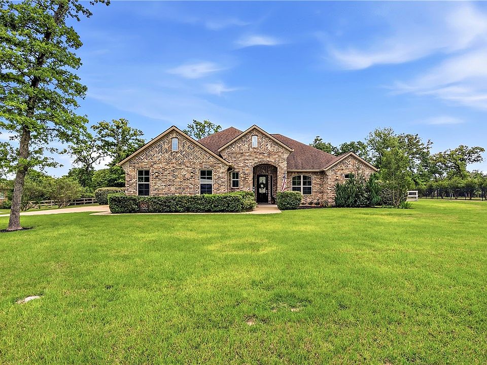 1st image of 10096 Lancaster Dr