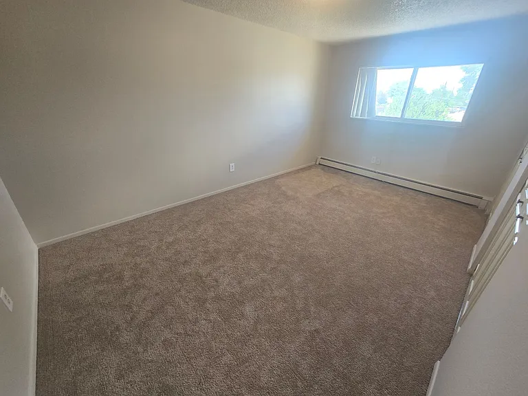 1691 Moore Ave #3 — Photo 16