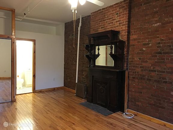 2nd image of 133 W 132nd St APT 3F