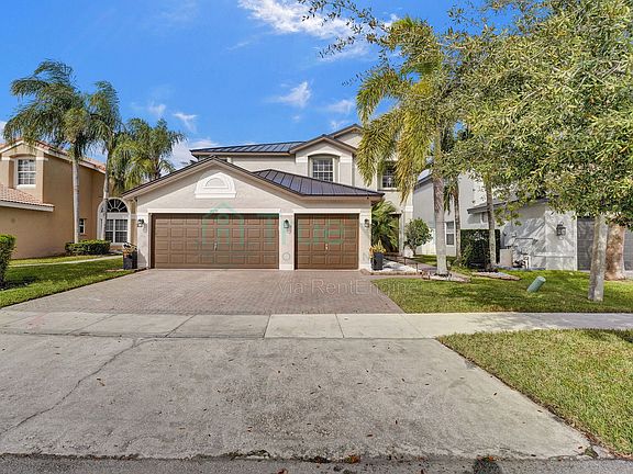4th image of 18231 SW 27th St