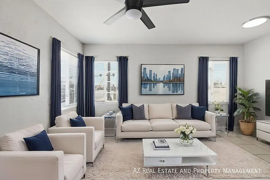 Phoenix Hot Spot $500 deposit + First month FREE on a 13 month lease!! — Photo 1