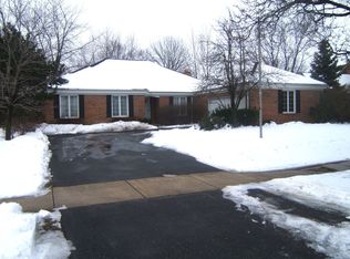 1484 Heatherton Dr, Naperville, IL 60563