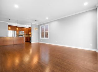 1355 W Washington Blvd, Chicago, IL 60607