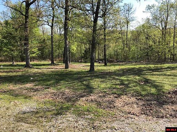 2nd image of 803 Pioneer Trail Dr