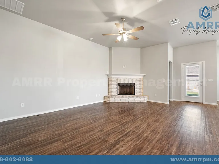 1916 Kirksey Ave — Photo 9