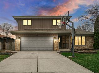 624 Driftwood Ave, Romeoville, IL 60446