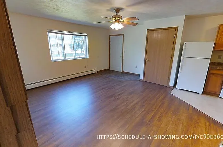 1007 W Ridge St #8 — Photo 6