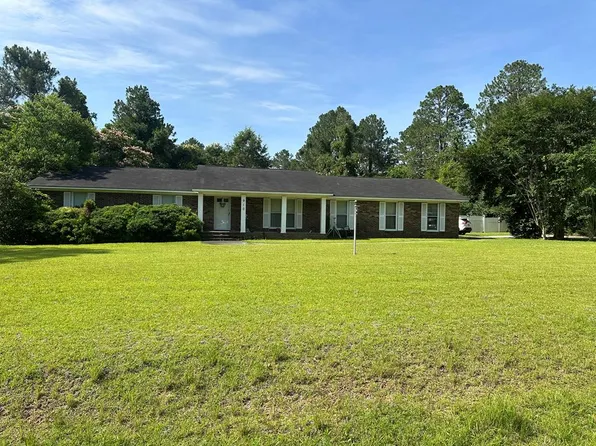 910 40th St E, Tifton, GA 31794