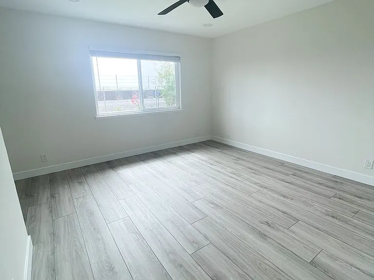 9192 Christine Dr — Photo 13