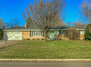 4712 Hibiscus Ave, Edina, MN 55435