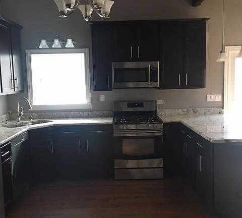 2nd image of 22W713 Tamarack Dr