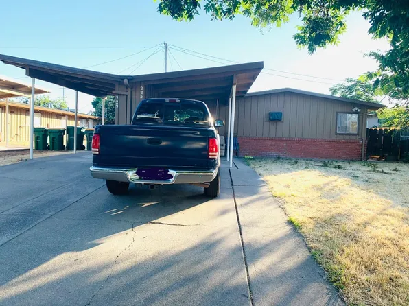 225 Florence St, Stockton, CA 95205