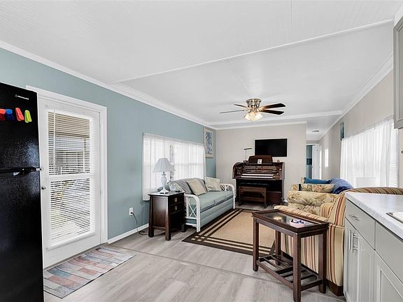 5th image of 6835 Anapa Ct