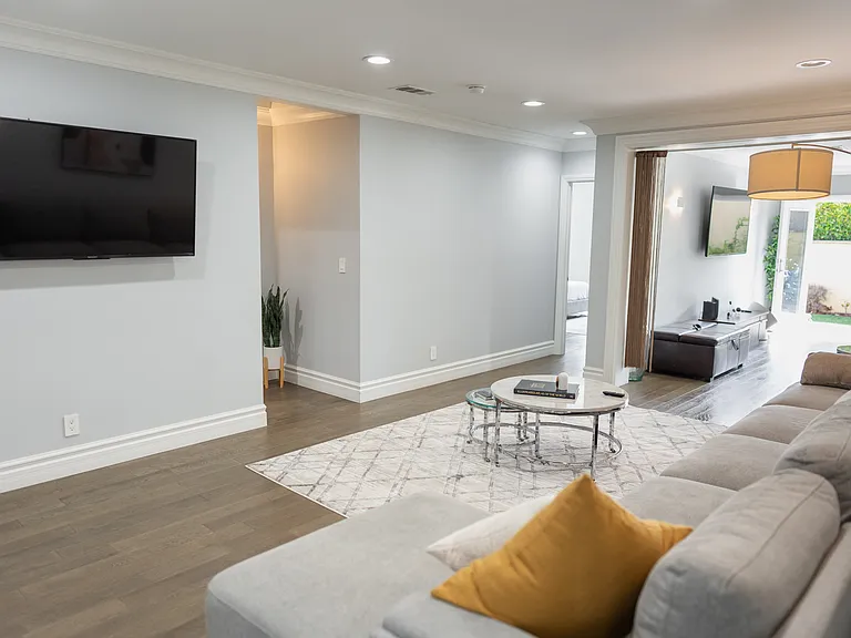 1020 Fonthill Ave — Photo 20