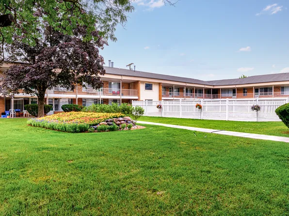 Manor House Apartments