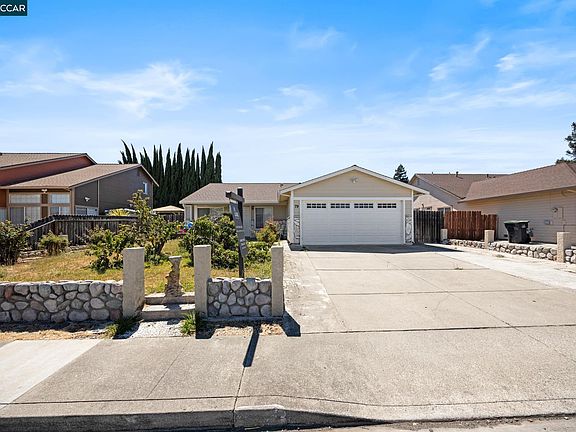 3rd image of 79 Barlow Ct