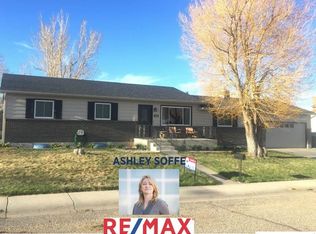 3950 Swanton Ave, Casper, WY 82609