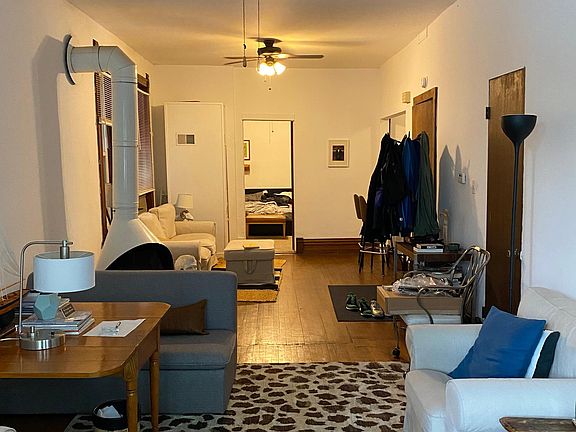 3rd image of 1720 N Hudson Ave #2
