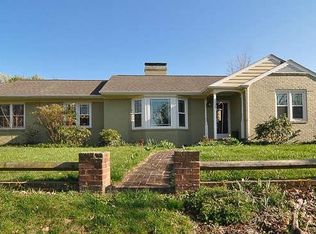 1208 Frederick St, Waynesboro, VA 22980