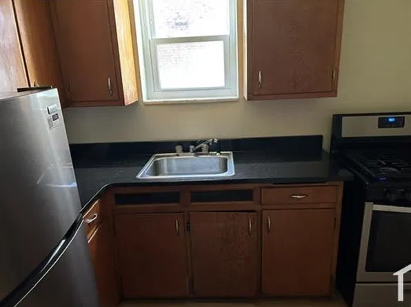 5171 Warrensville Center Rd APT 2, Maple Heights, OH 44137