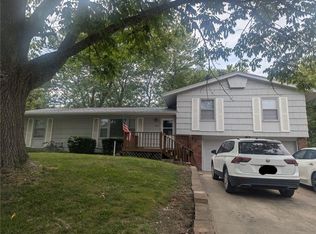 1703 Richmond Dr, Pleasant Hill, MO 64080