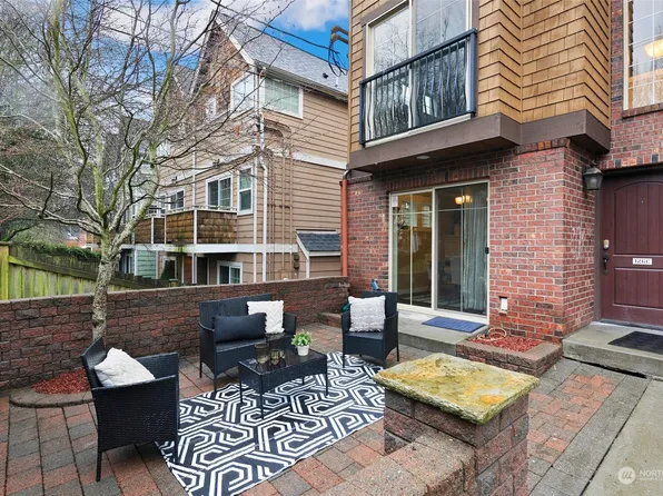 126 25th Avenue E #C, Seattle, WA 98112