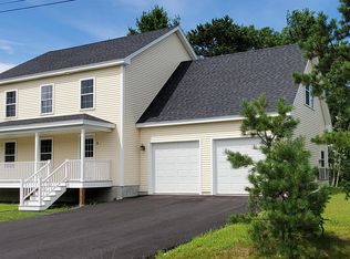 5 Robin Dr, Brunswick, ME 04011