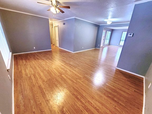4th image of 2950 NW 49th St