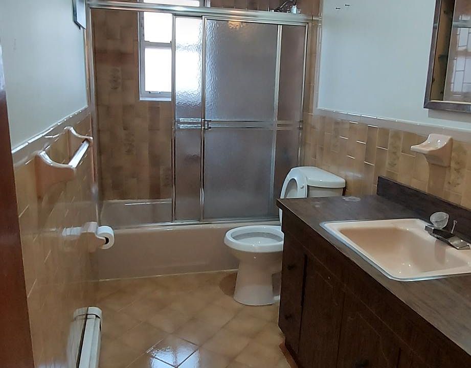 56 137th St FLOOR 2, Flushing, NY 11355 Zillow