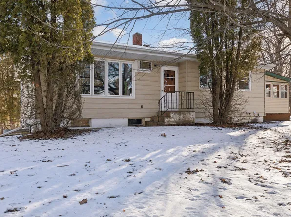 35663 University Ave NE, Cambridge, MN 55008