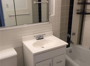 18-05 215th St APT 3C, Bayside, NY 11360