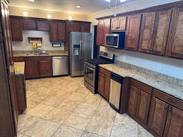 1258 S Perkins Rd, Memphis, TN 38117