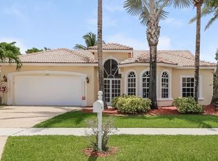 9181 Cove Point Cir, Boynton Beach, FL 33472