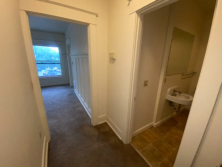 2409 NE Martin Luther Xing #201 — Photo 15