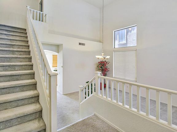 12709-W-Charter-Oak-Rd-13