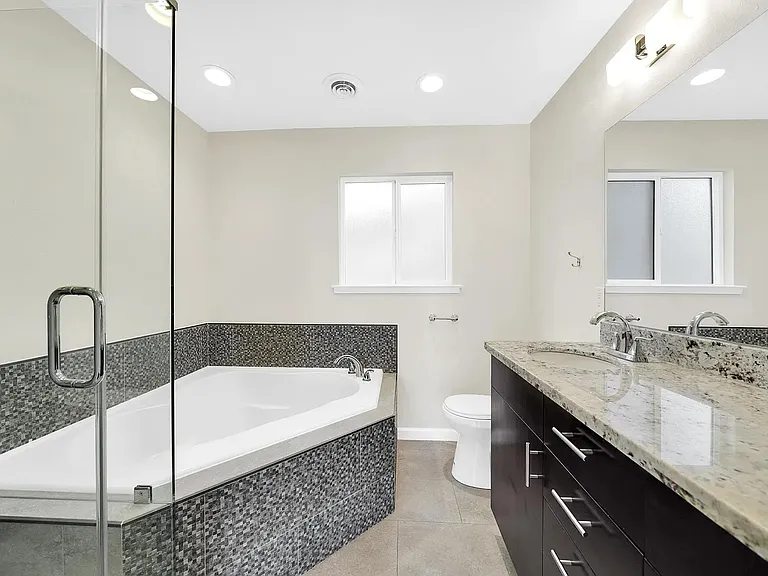 430 Erlin Dr — Photo 19