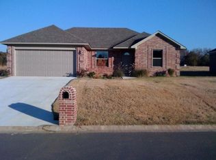 18 Poplar Ln, Ward, AR 72176