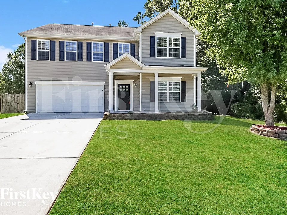 1004 Scarlett Dr