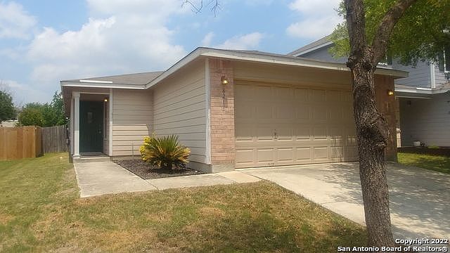 1st image of 8211 Willow Country