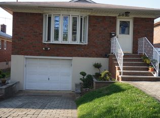 61 Benedict Ave, Staten Island, NY 10314