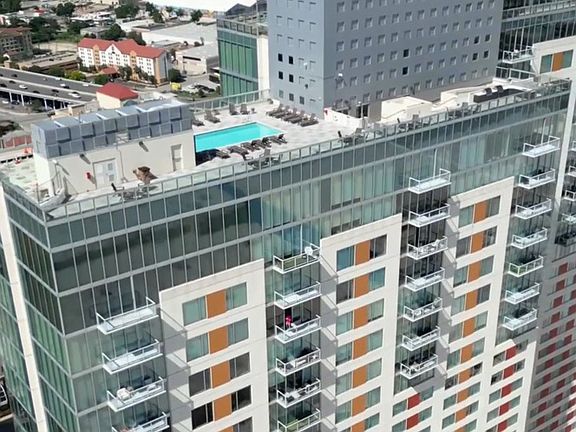 3rd image of 610 E MARKET ST #2803
