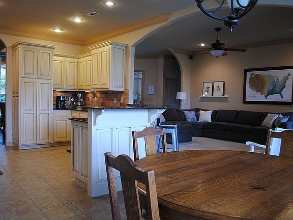5th image of 4111 SW Flagstone Blvd