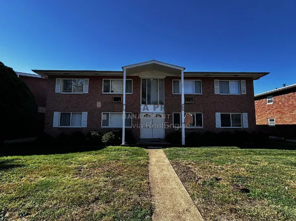 446 Olian Dr APT 2, Hazelwood, MO 63042