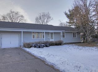 7751 Daleview Dr, Minneapolis, MN 55443