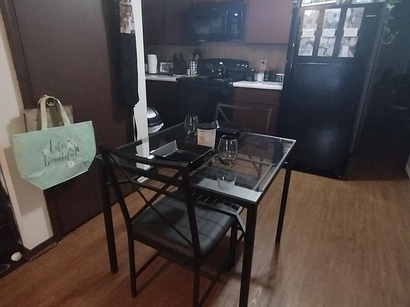 5th image of 632 N Whitham Ave #6